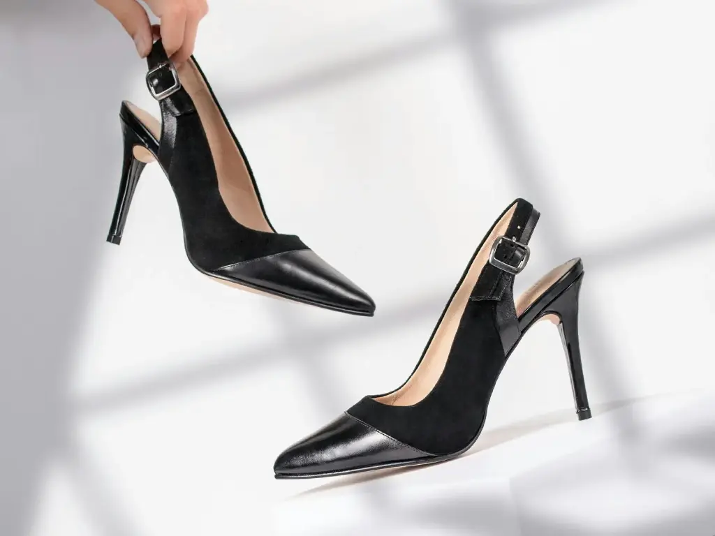 Kitten Heel Slingbacks (1950s)