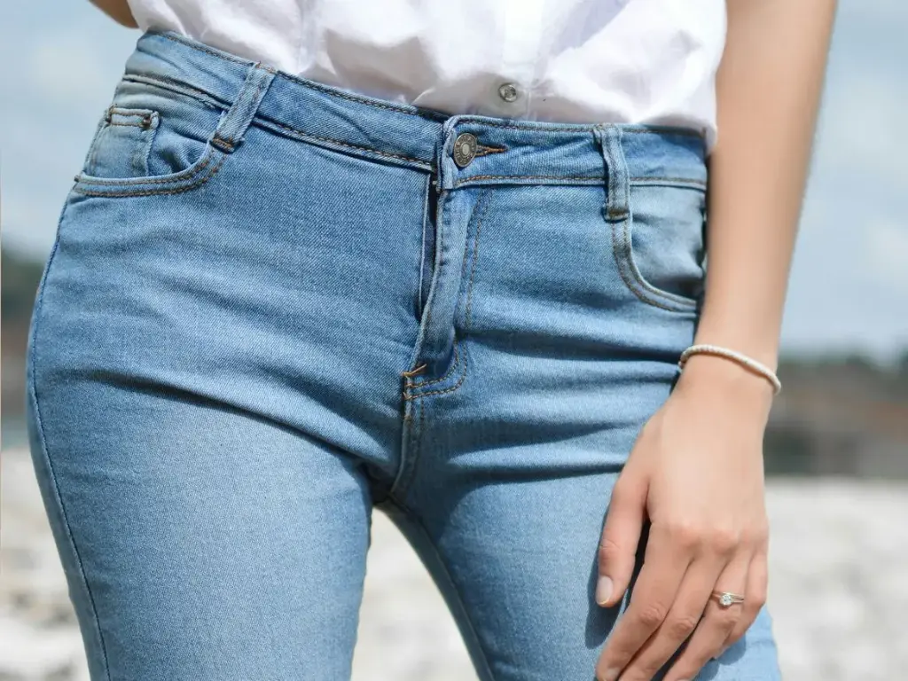 Mom Jeans with Tapered Leg (1990s)